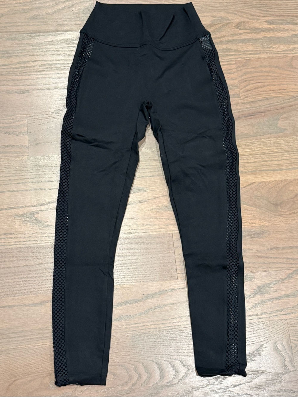 Bombshell Sportswear *retired*  High-Waist Leggings with Side Mesh Panels